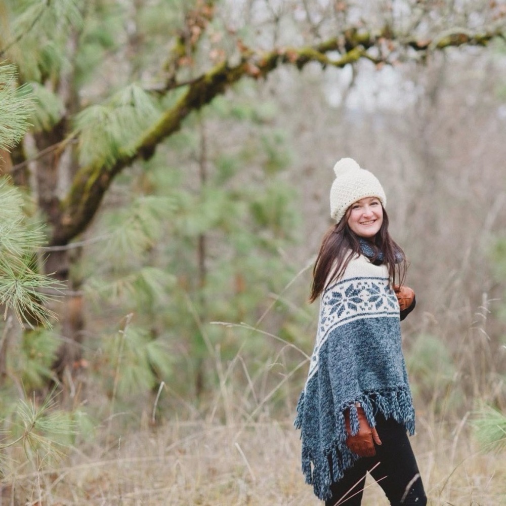 Elegant Gray Poncho with Fringe